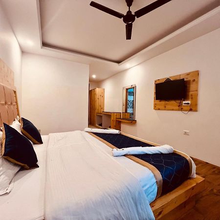 The Radhika - A Luxury Resort In Mountains Manāli Екстериор снимка