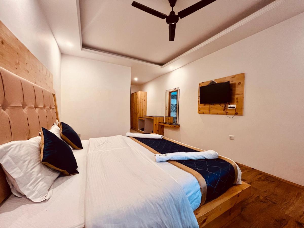 The Radhika - A Luxury Resort In Mountains Manāli Екстериор снимка