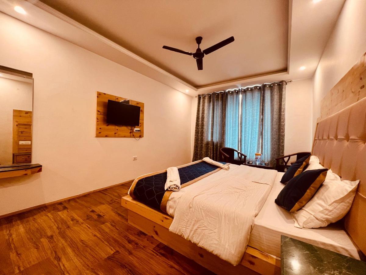 The Radhika - A Luxury Resort In Mountains Manāli Екстериор снимка